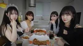 被七位女神包圍了!我該怎么選